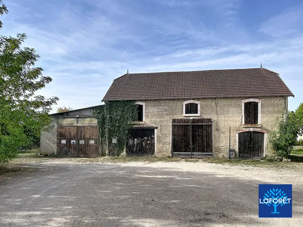 Maison 4 pièces 250 m²