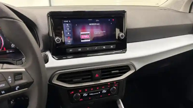 Seat Arona 1.0 tsi 95 ch start/stop bvm5 — photo 10