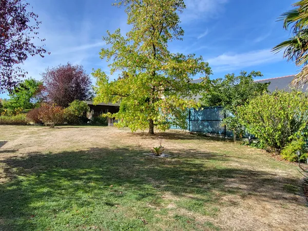 Maison 5 chambres, jardin 690m²