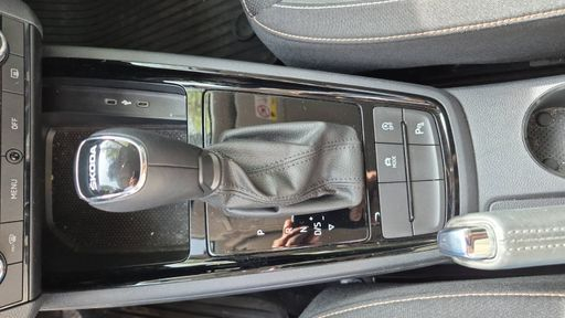 Skoda Kamiq 1.0 TSI 116 DSG7 - Scoutline – 2021 – 28192 km – Essence – Boîte Automatique — photo 14