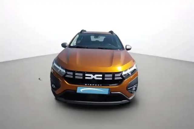 Dacia Sandero eco-g 100 — photo 2