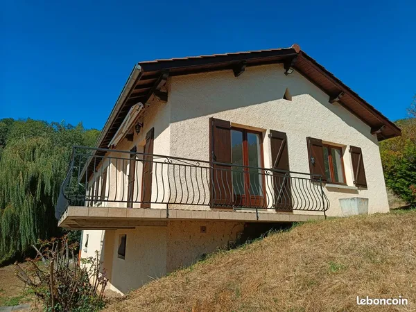 Maison au calme à Chabanière (St-Didier-sous-Riverie)