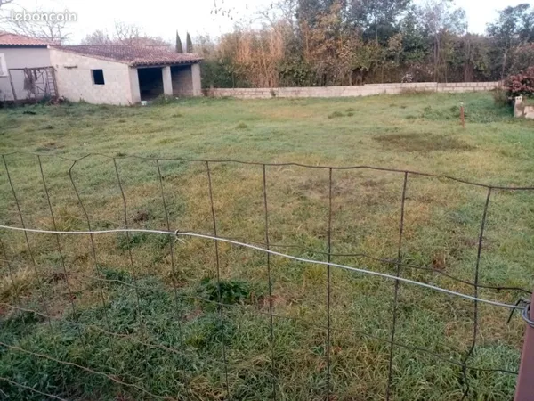 Vends Terrain Constructible