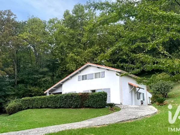 Maison 5 pièces 150 m²