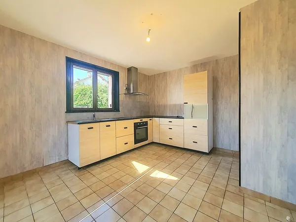 Maison 5 pièces 180 m²
