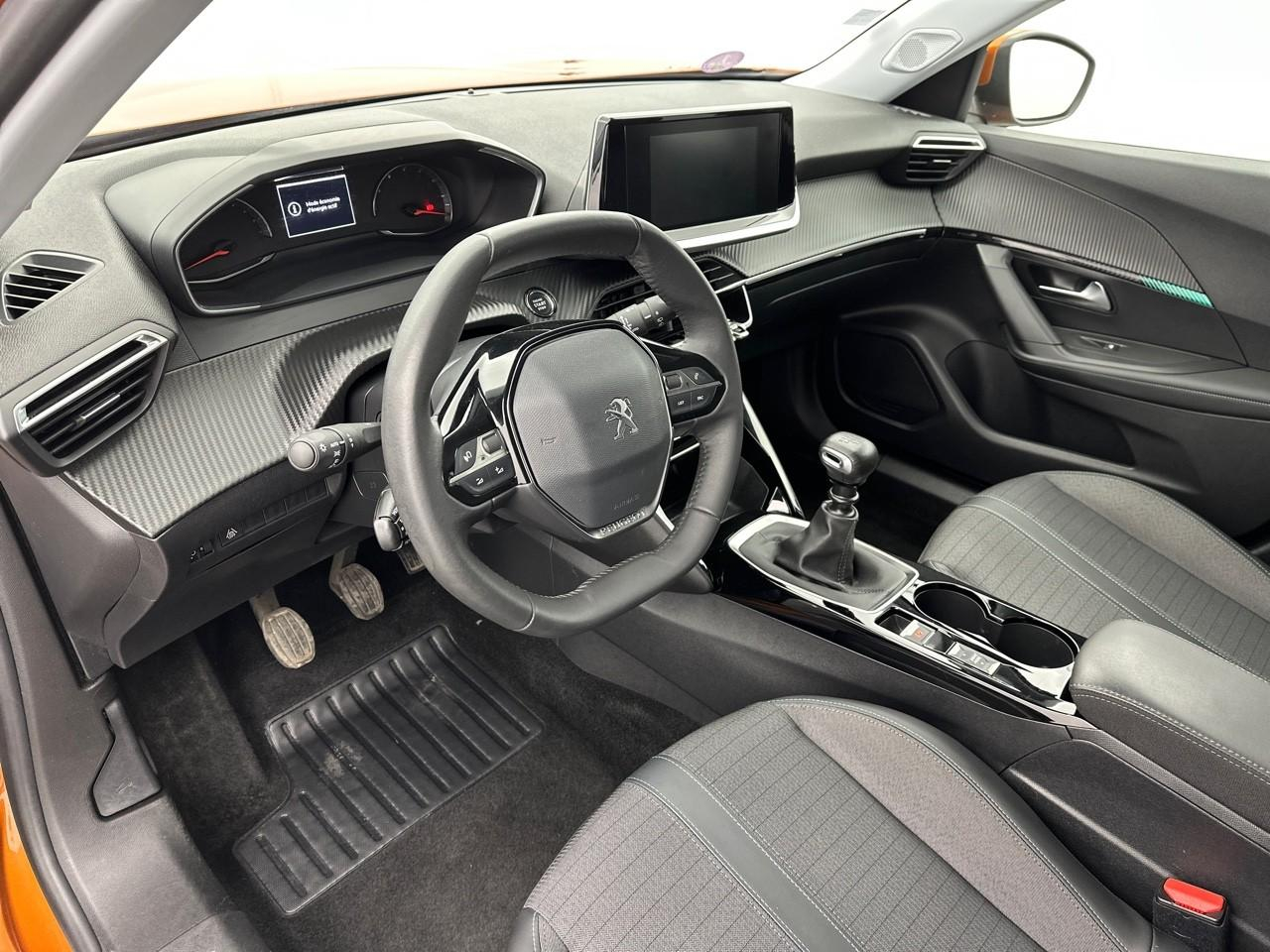 Peugeot 2008 puretech 100 s&s bvm6 allure — photo 8