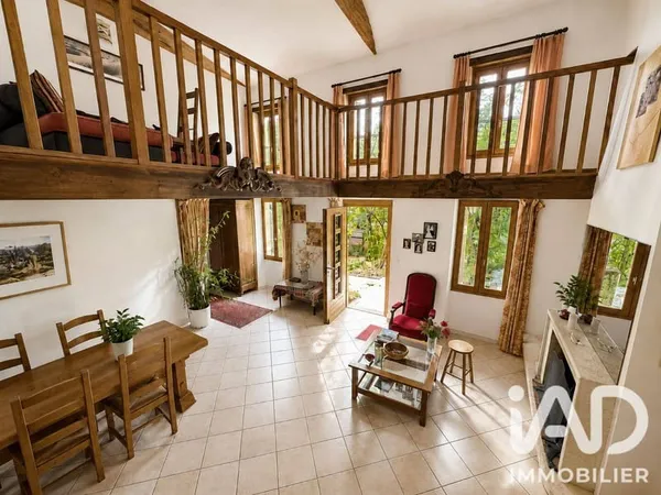 Maison 4 pièces 155 m²