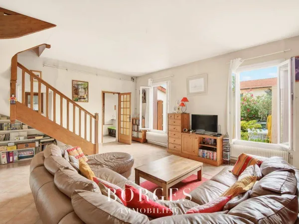 Maison 4 pièces 230 m²