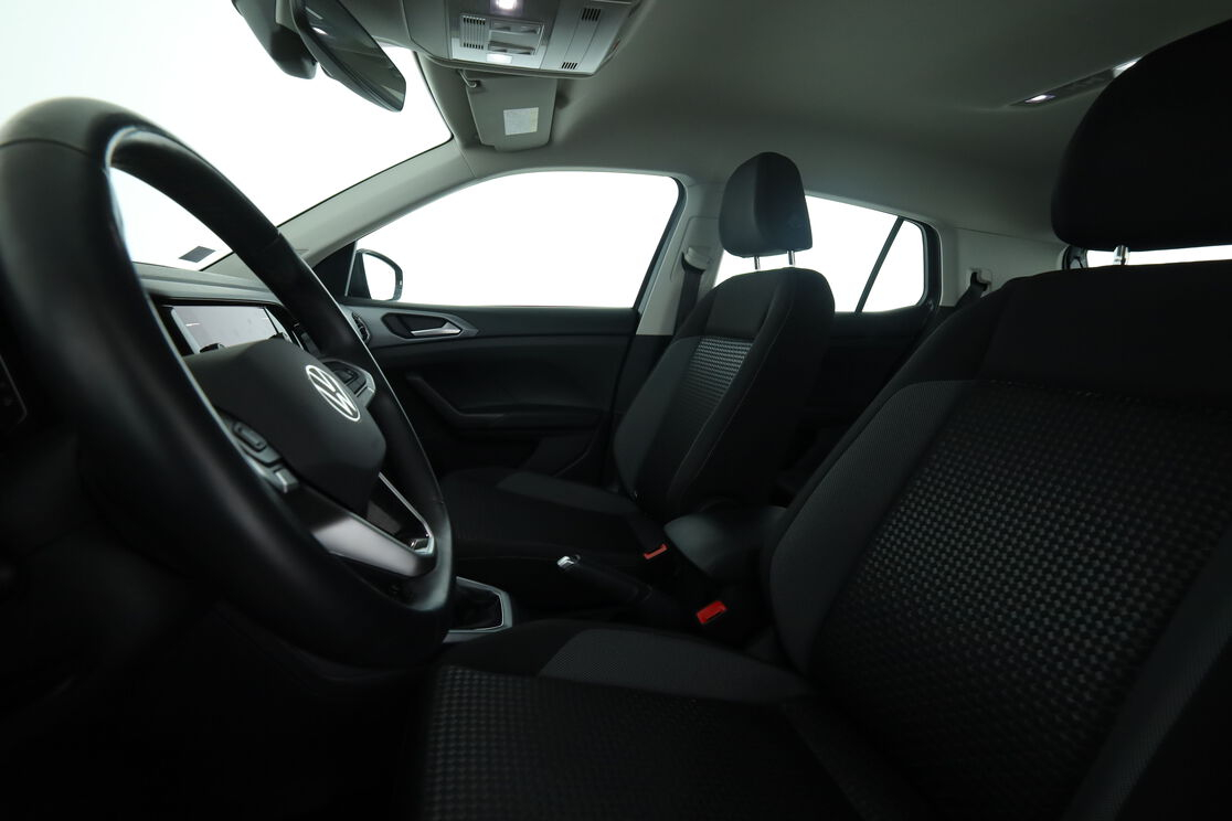 Volkswagen T-Cross 1.0 TSI Active DSG — photo 9