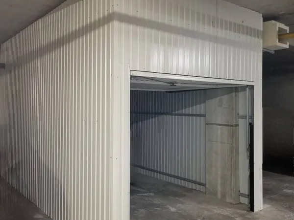 Parking 14 m²