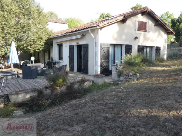 Maison individuelle 9 pièces 200 m²