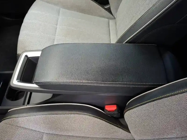 Renault Megane e-tech ev60 220 ch optimum charge — photo 23