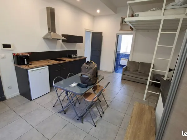 Trés joli studio meublé elligible APL