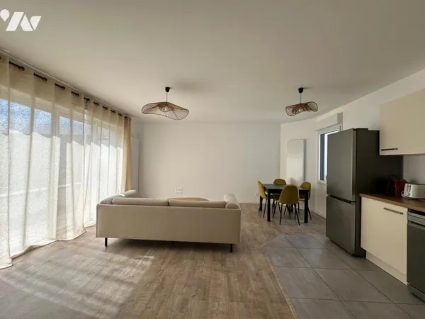 Appartement 4 pièces 77 m²