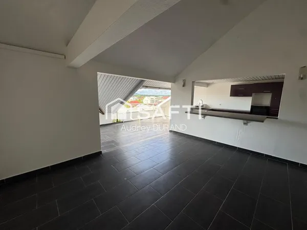 APPARTEMENT T4 EN PLEIN CENTRE-VILLE DE CAYENNE