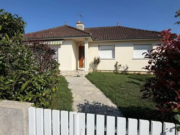 Maison T5 plain-pied non meublée 94 m² - 4 chambres, garage et terrain - Poitiers