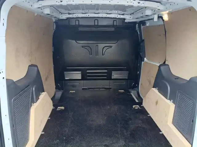 Ford Transit Connect fourgonnette l1 1.0e 100ch trend — photo 11