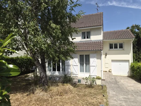 MAISON A VENDRE SUR SAINT REMY LES CHEVREUSE 6/7 PIECES - 4