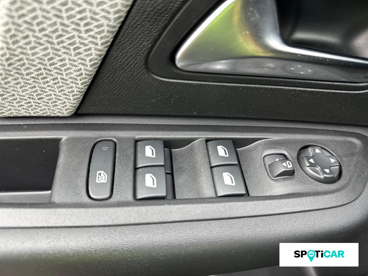 Citroën C4 puretech 130ch s&s feel pack — photo 19