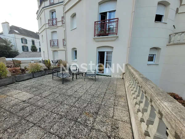 A louer à Vannes Centre, Superbe Type 2 Meublé de 42m² avec Garage et Terrasse de 32 m²