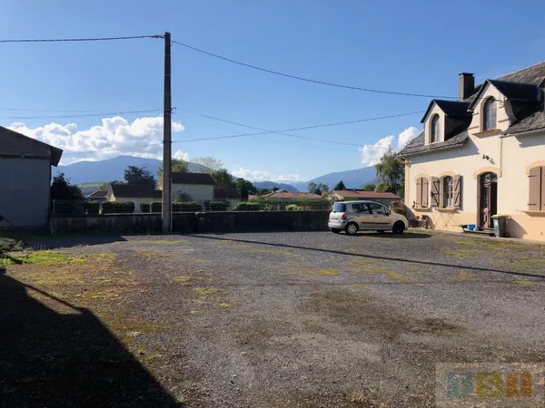 Maison 8 pièces 217 m²