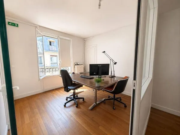Bureaux 68 m²