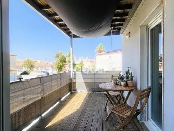 MAUGUIO Appartement à vendre de 3 pièces de 70 m² avec terrasse et 2 parkings dans résidence sécuris