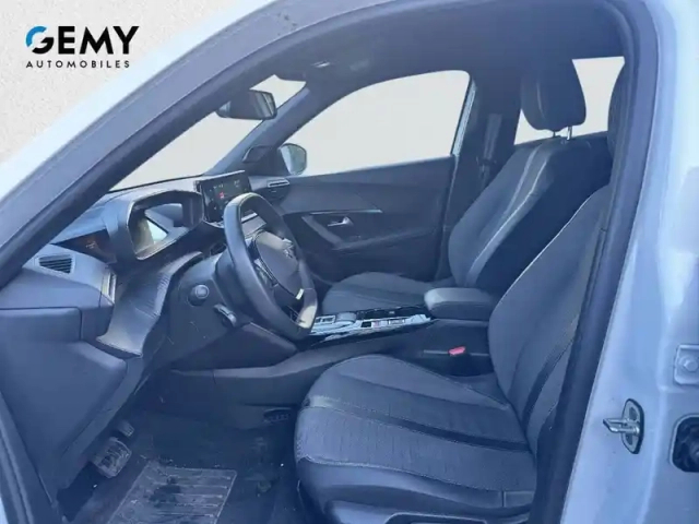 Peugeot 2008 electrique 136 ch — photo 9