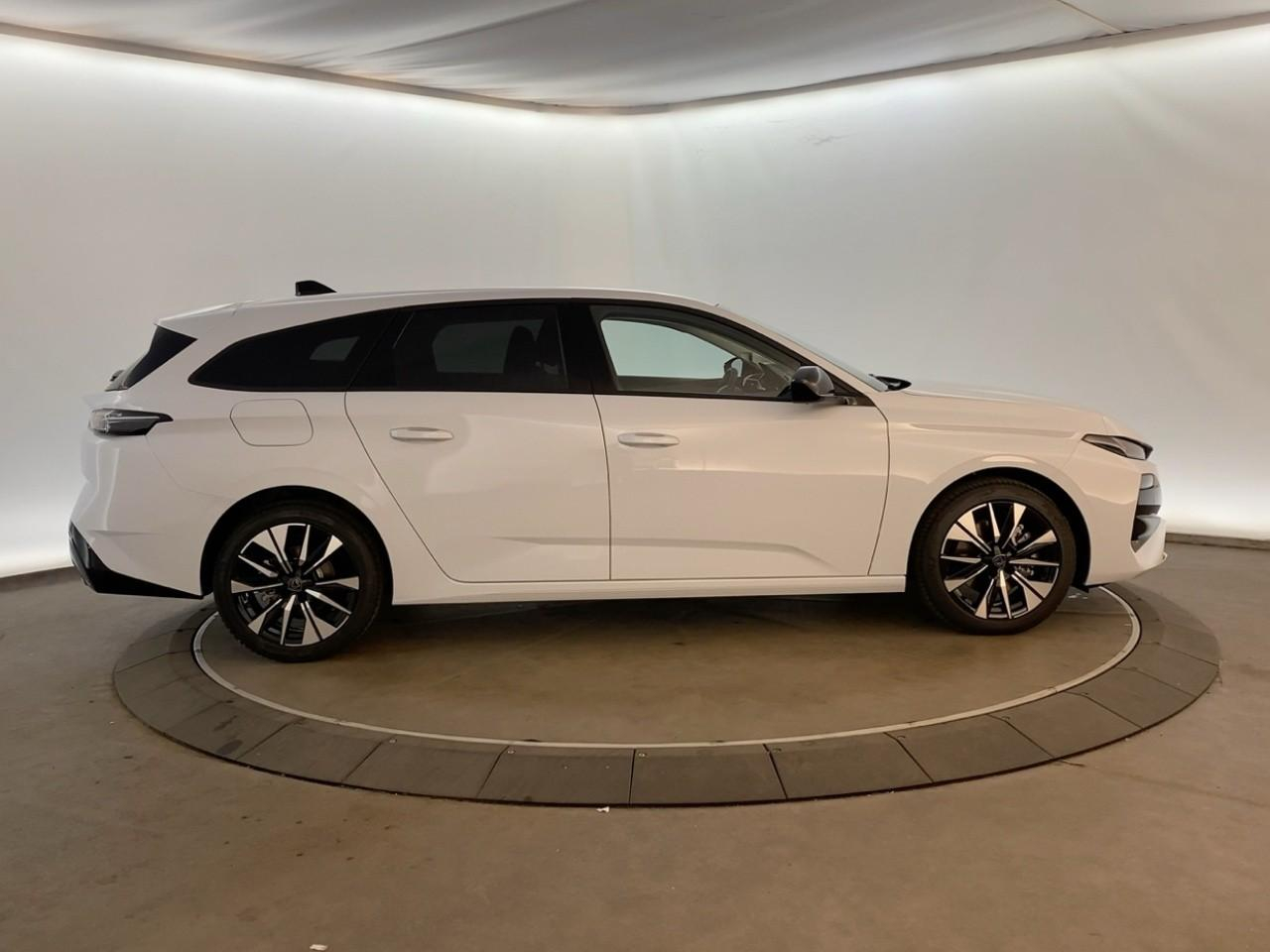 Peugeot 308 sw bluehdi 130ch s&s eat8 allure — photo 4