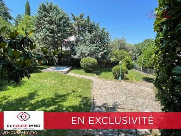 Maison 5 pièces 143 m² 3 chambres avec jardin et garage