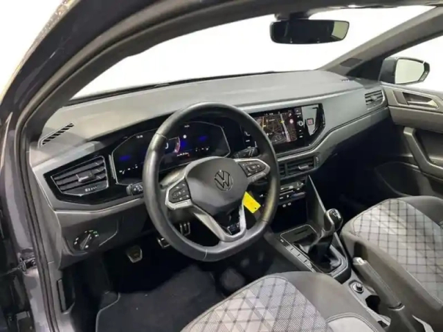 Volkswagen Polo 1.0 tsi 95 s&amp;s bvm5 r-line — photo 9
