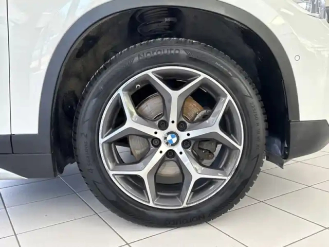 Bmw X1 sdrive 18 i xline — photo 14