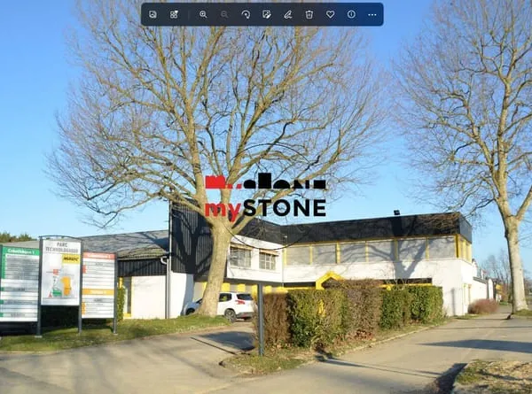 Local commercial 205 m²