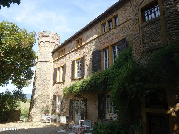Château a vendre proximite lyon, beaujolais