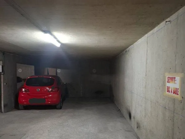 Parking 12 m²