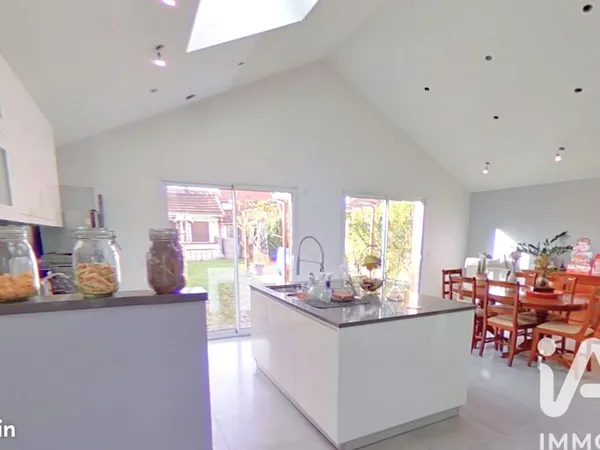 Villa 6 pièces 130 m²