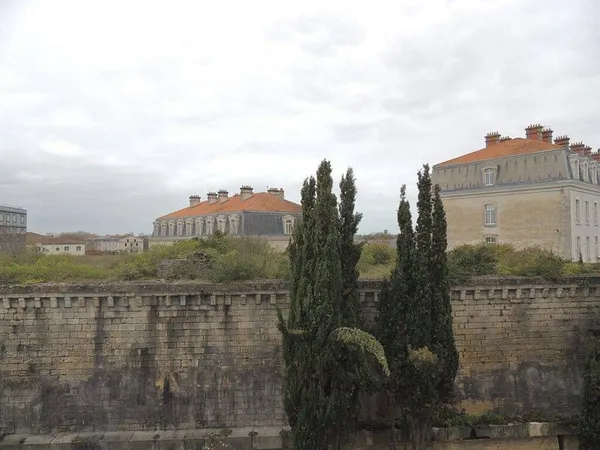 Appartement 4 pièces 84 m²