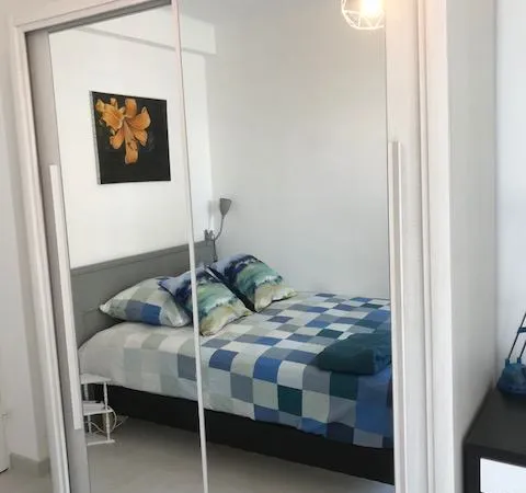 Chambre avec balcon fermé Port de Plaisance