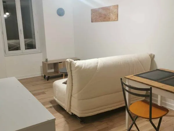A louer - Appartement T1 Meublé et Équipé