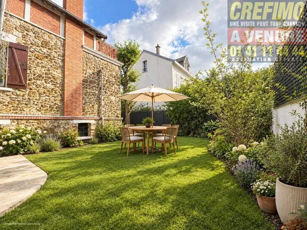 Maison 7 pièces 227 m²