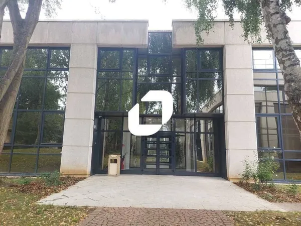 Bureaux 496 m²