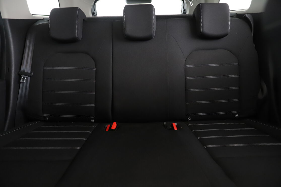 Dacia Duster 1.5 dCi Prestige 4x4 — photo 14
