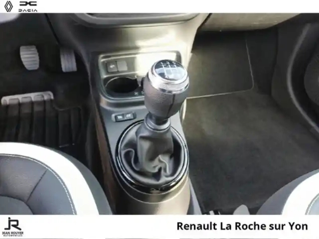 Renault Twingo 1.0 sce 65ch urban night — photo 6