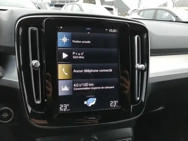 Volvo Xc40 t4 recharge 129+82 ch dct7 — photo 21