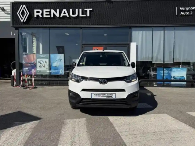 Toyota Proace 1.5 medium 100 d-4d business — photo 19