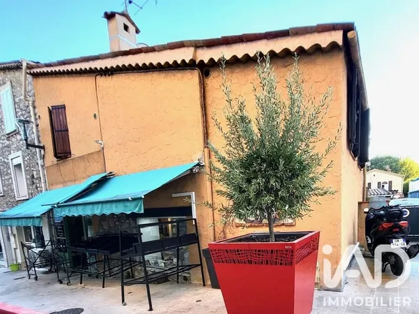 Local commercial 2 pièces 47 m²