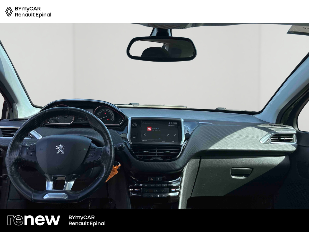 Peugeot 2008 PureTech 110ch S&amp;S EAT6 — photo 9