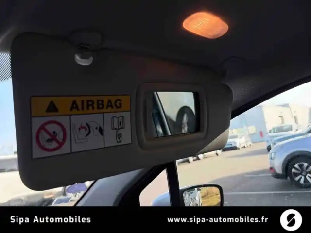 Renault Captur tce 90 energy — photo 29