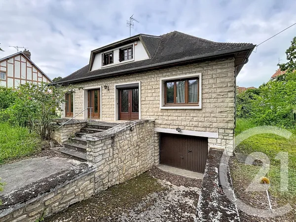 Maison 4 pièces 130 m²