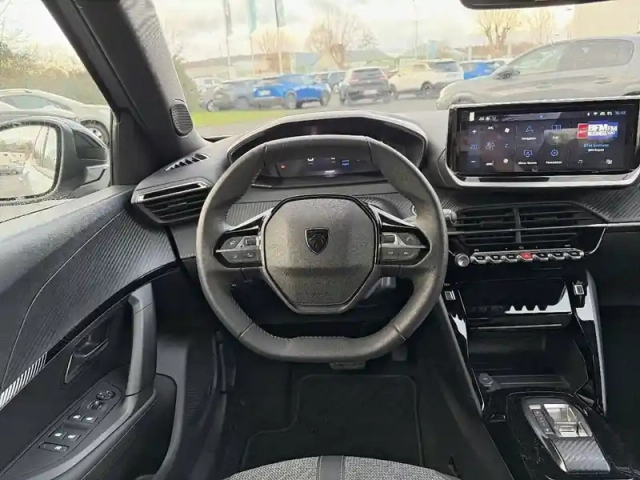 Peugeot 2008 electrique 54 kwh 156 ch — photo 9